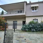 Апартаменты Trikki House