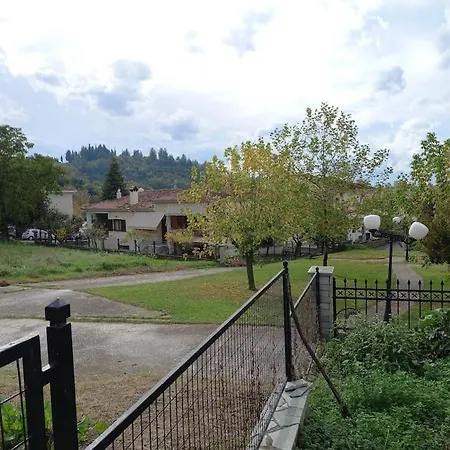 Trikki House Lägenhet *